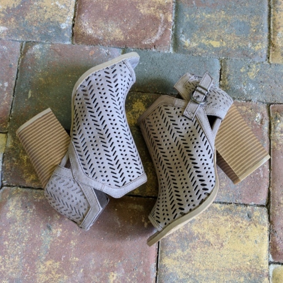 Taupe Laser Cutout Peep Toe Ankle Booties - Picture 3 of 6